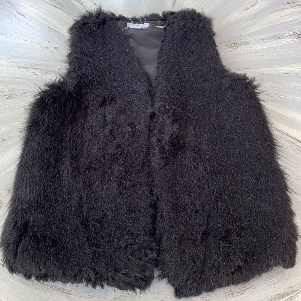 Fur vest